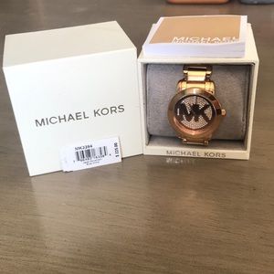 Michael Kors rose gold watch